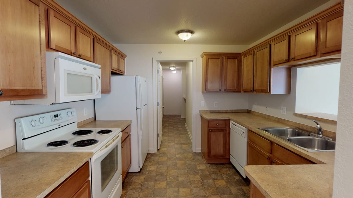 Photos and Video of Aberdeen of Brighton Apartments in Brighton, MI